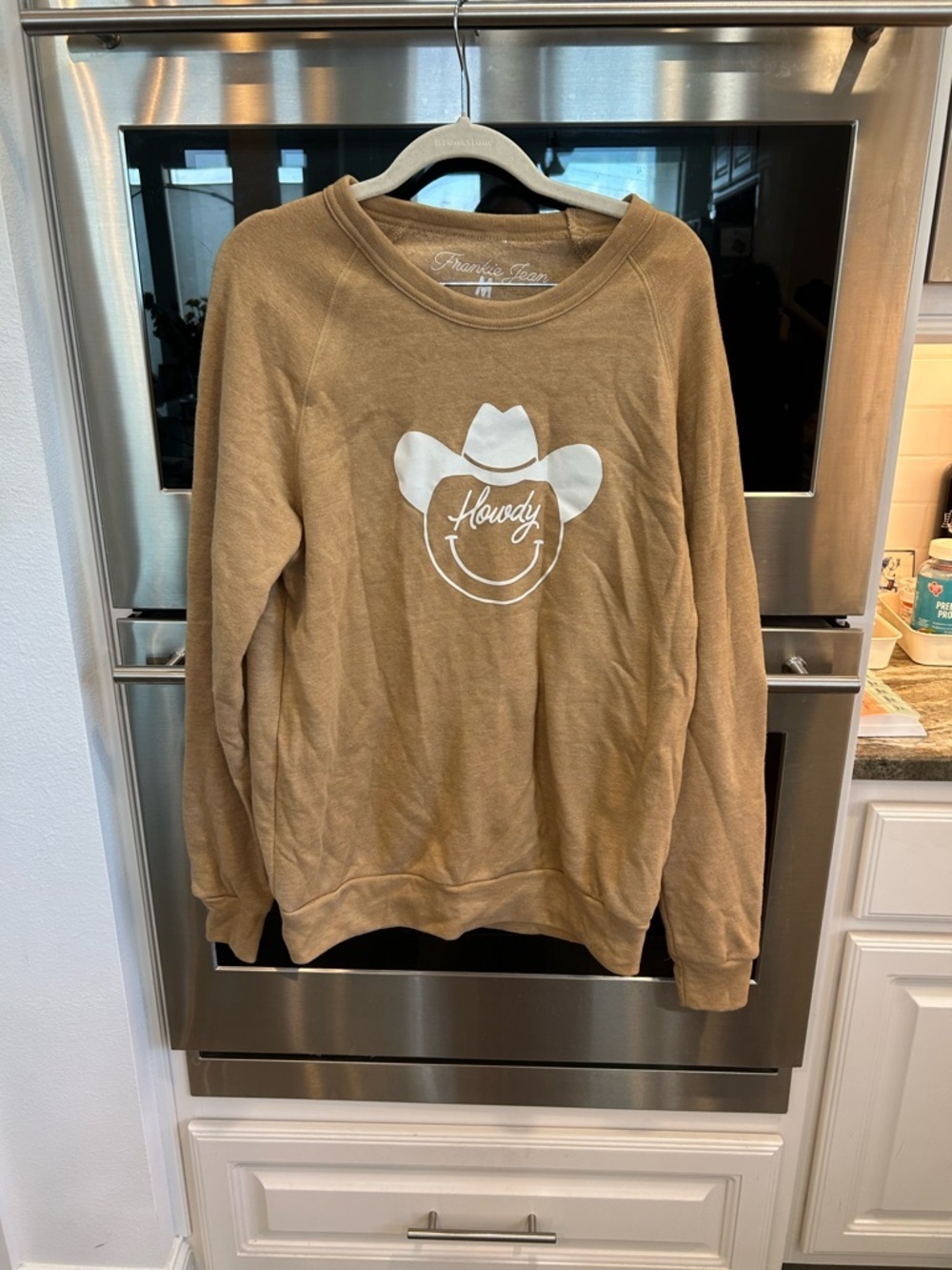 Frankie Jean 'Howdy' Pullover Sweatshirt size M from Austin GUC